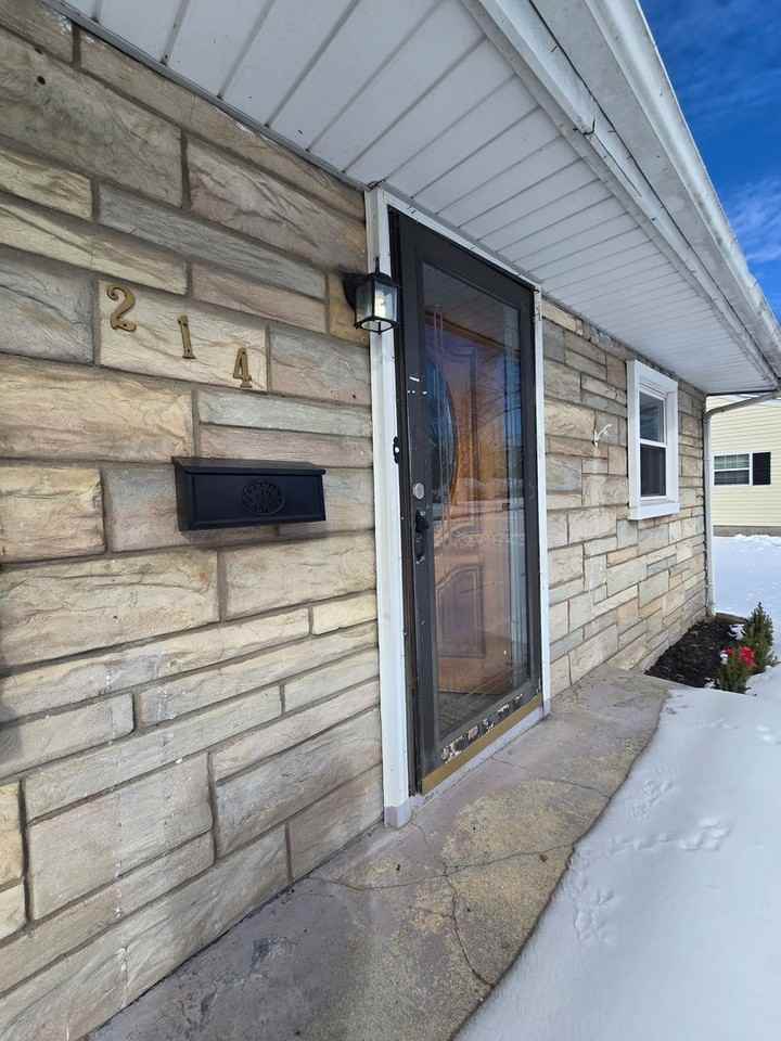 214 Alpha Ave - Photo 2 of 50