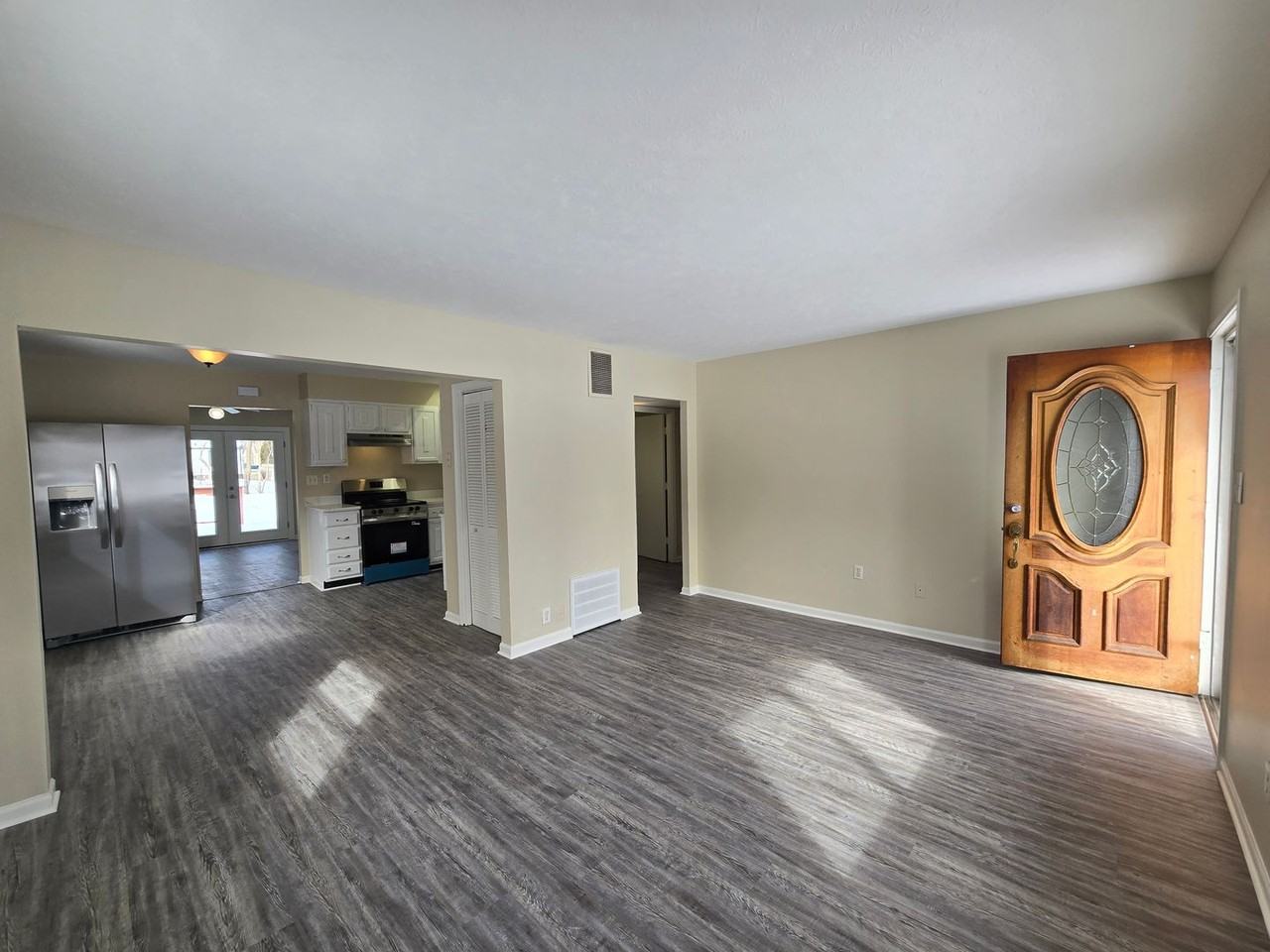 214 Alpha Ave - Photo 6 of 50