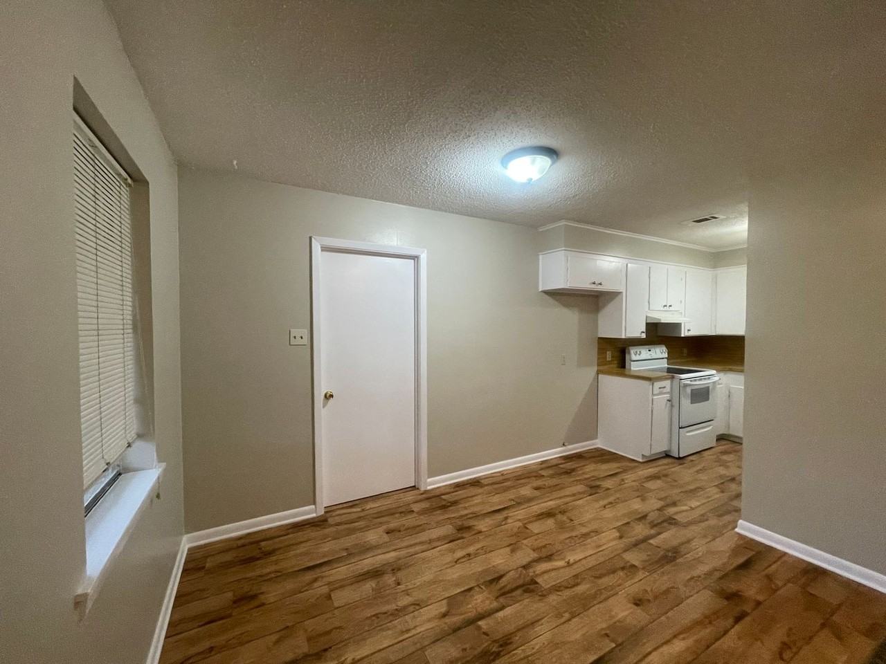 4824 Camellia Ln - Photo 5 of 16