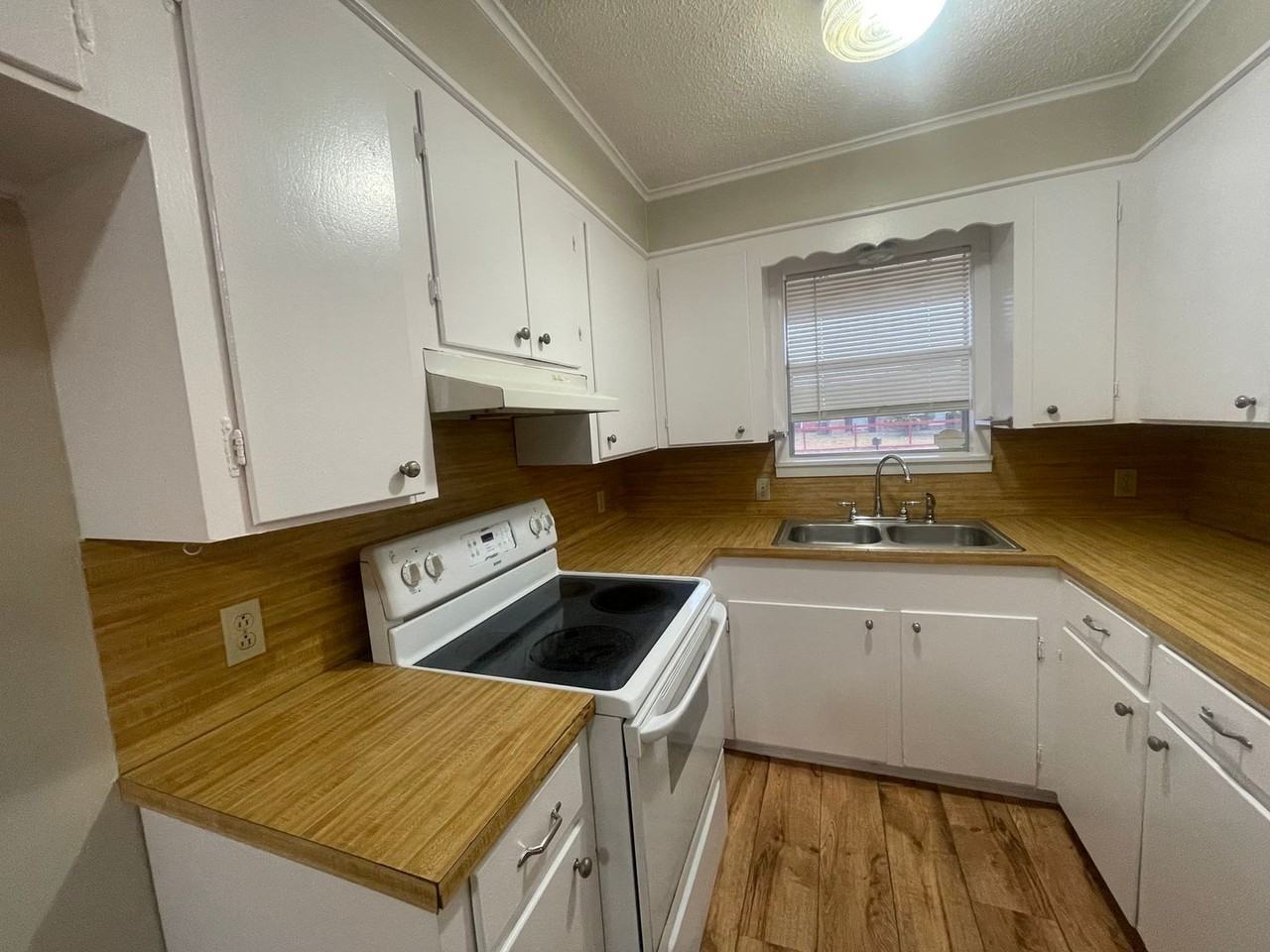 4824 Camellia Ln - Photo 6 of 16