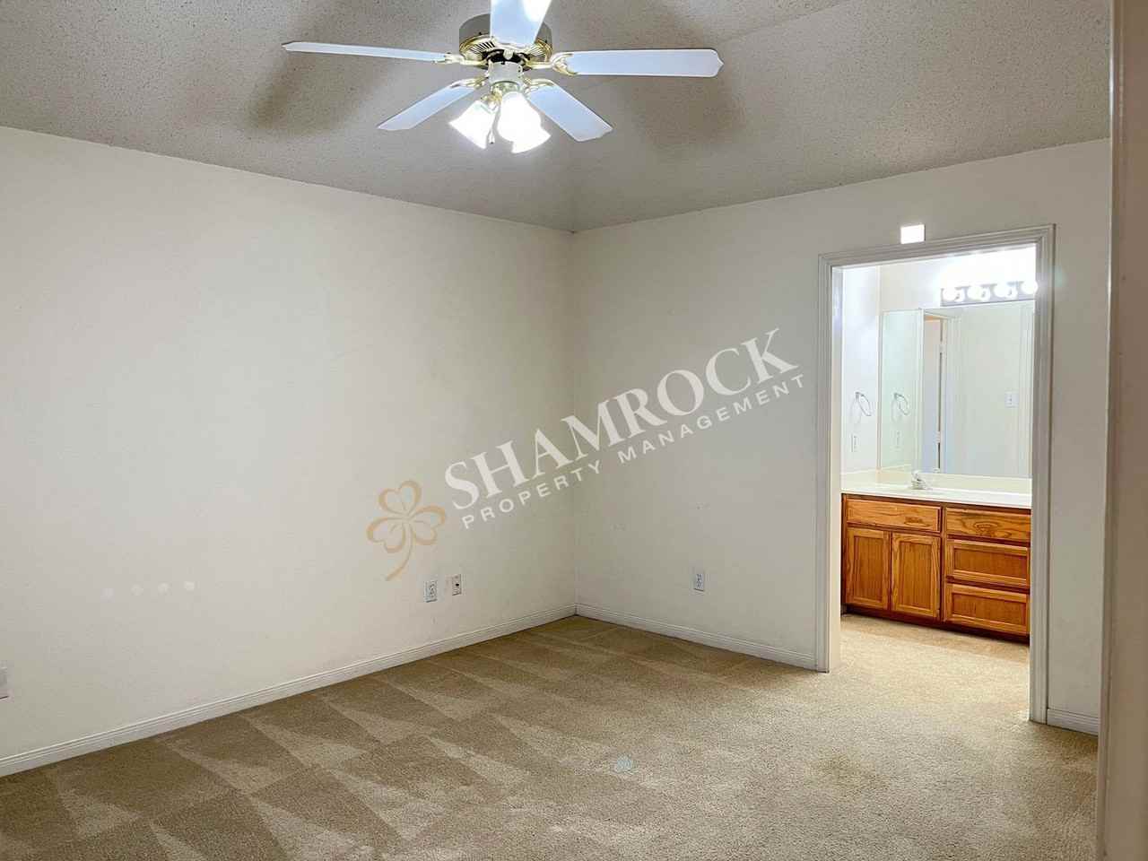 613 Park Ridge Rd - Photo 7 of 15