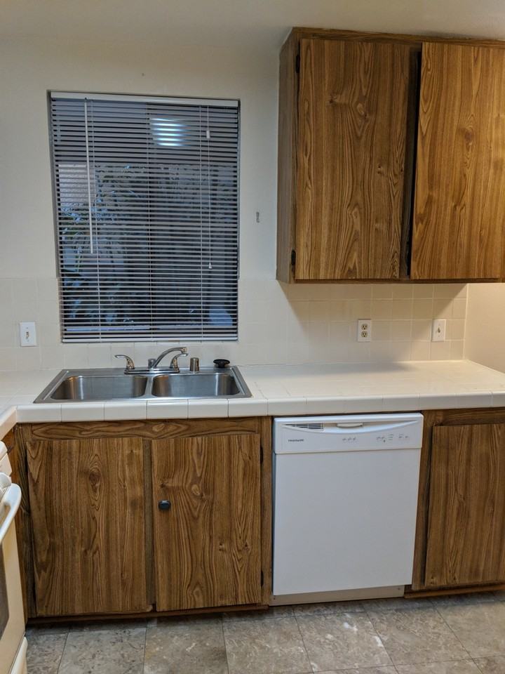 909 N Sierra Bonita Ave #3 - Photo 7 of 37