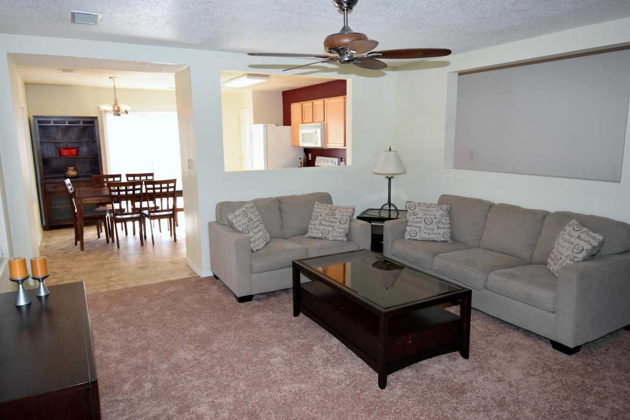 1424 Sepulveda Ave Ne - Photo 2 of 20