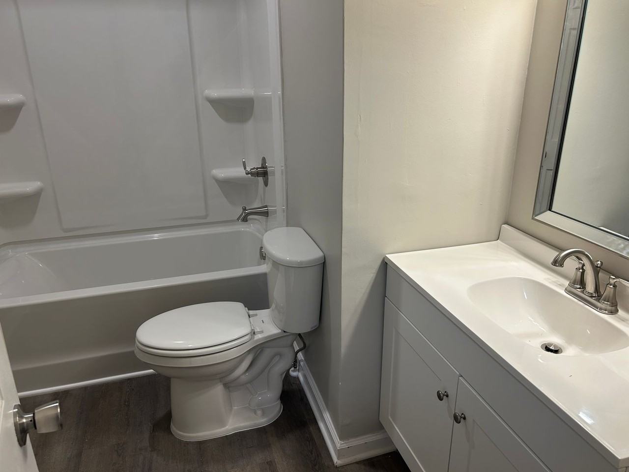 2326 Waterbury St - Photo 6 of 12