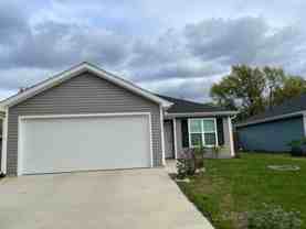 731 N Oak St - Photo 1 of 1