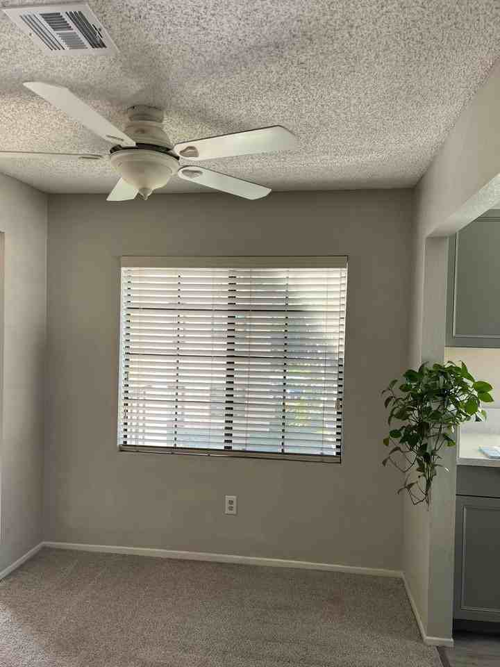 10790 Dabney Dr #6 - Photo 4 of 7