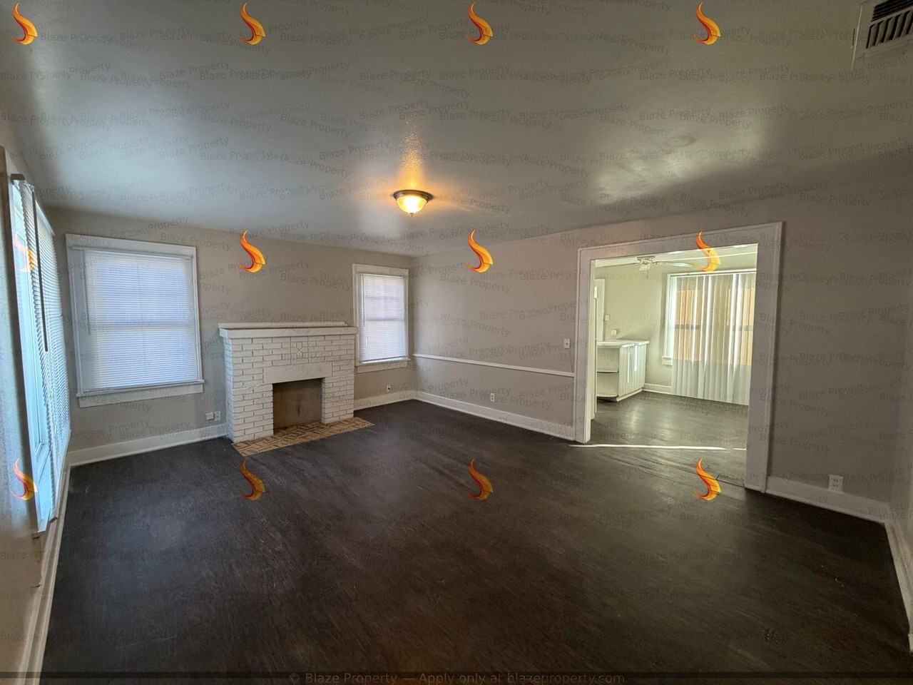 833 S Kentucky St - Photo 3 of 15