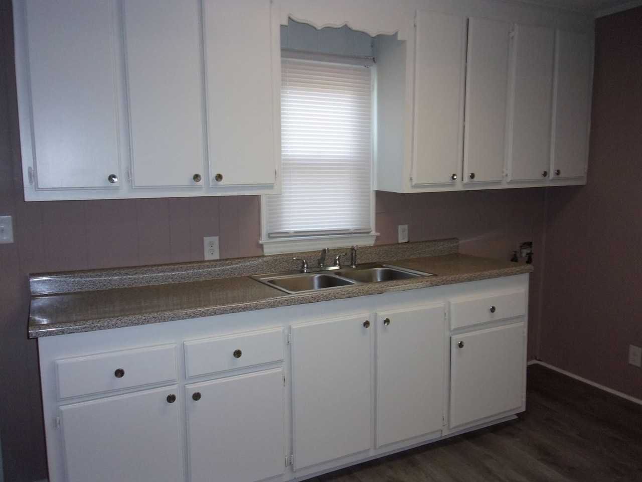 244 Rhea St - Photo 6 of 16