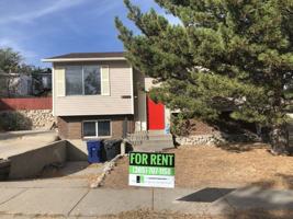 featured image of 4936 S La Brea St