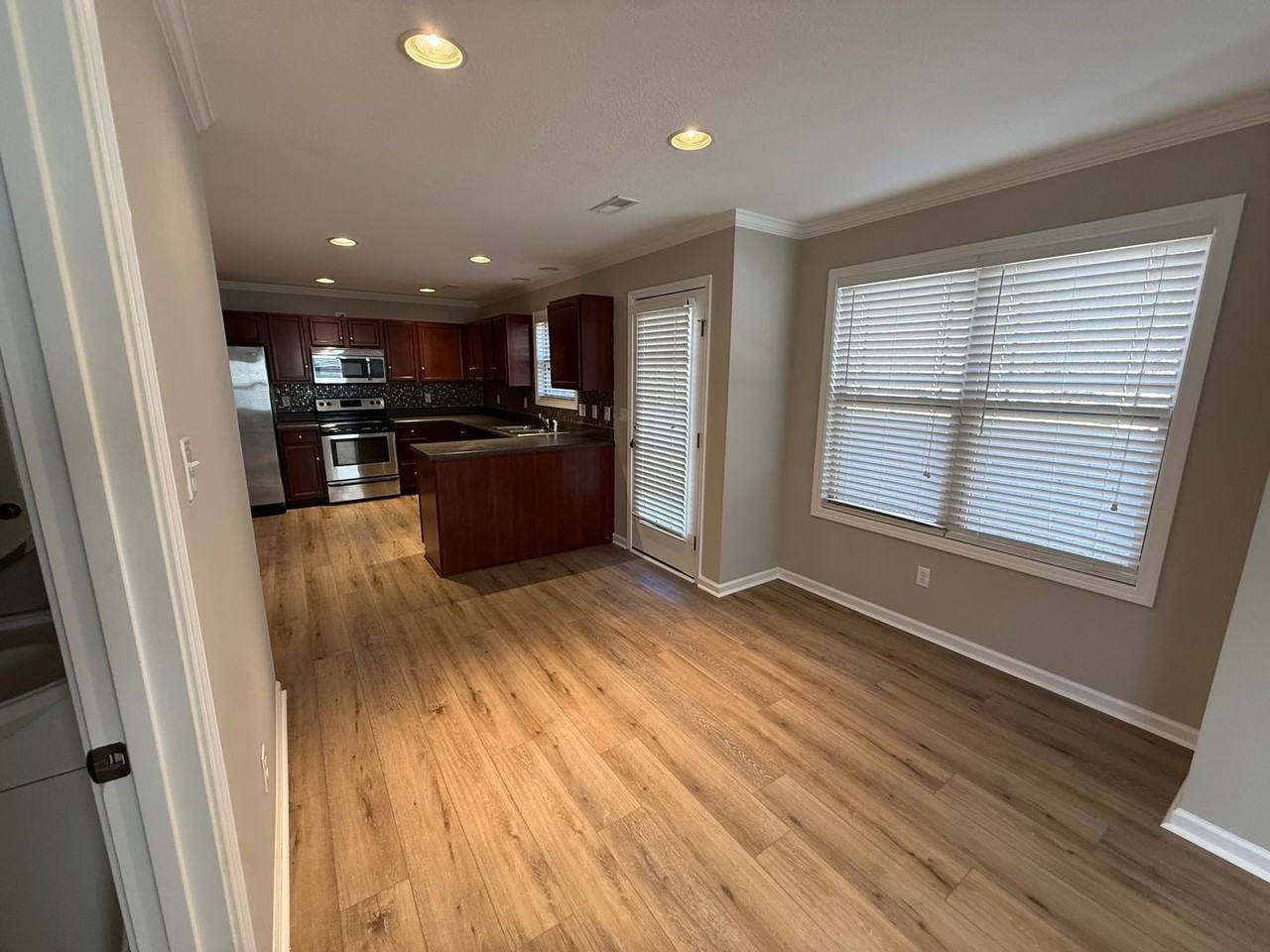 1124 Gilbert Station Ln - Photo 7 of 27