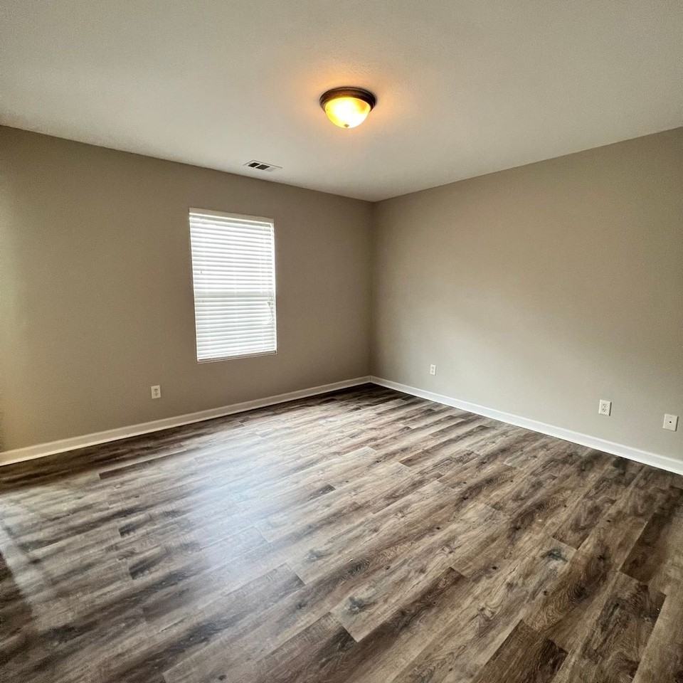 6438 Swallowtail Dr - Photo 7 of 7