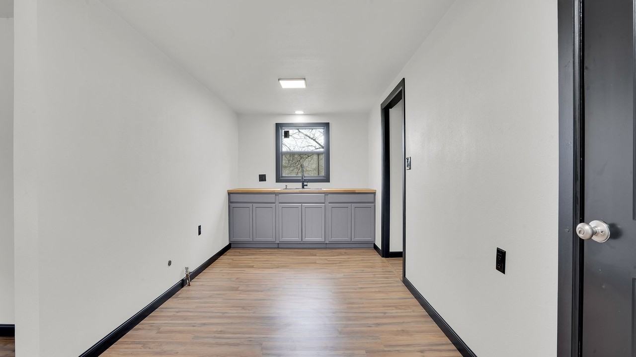 421 H St Nw - Photo 4 of 13