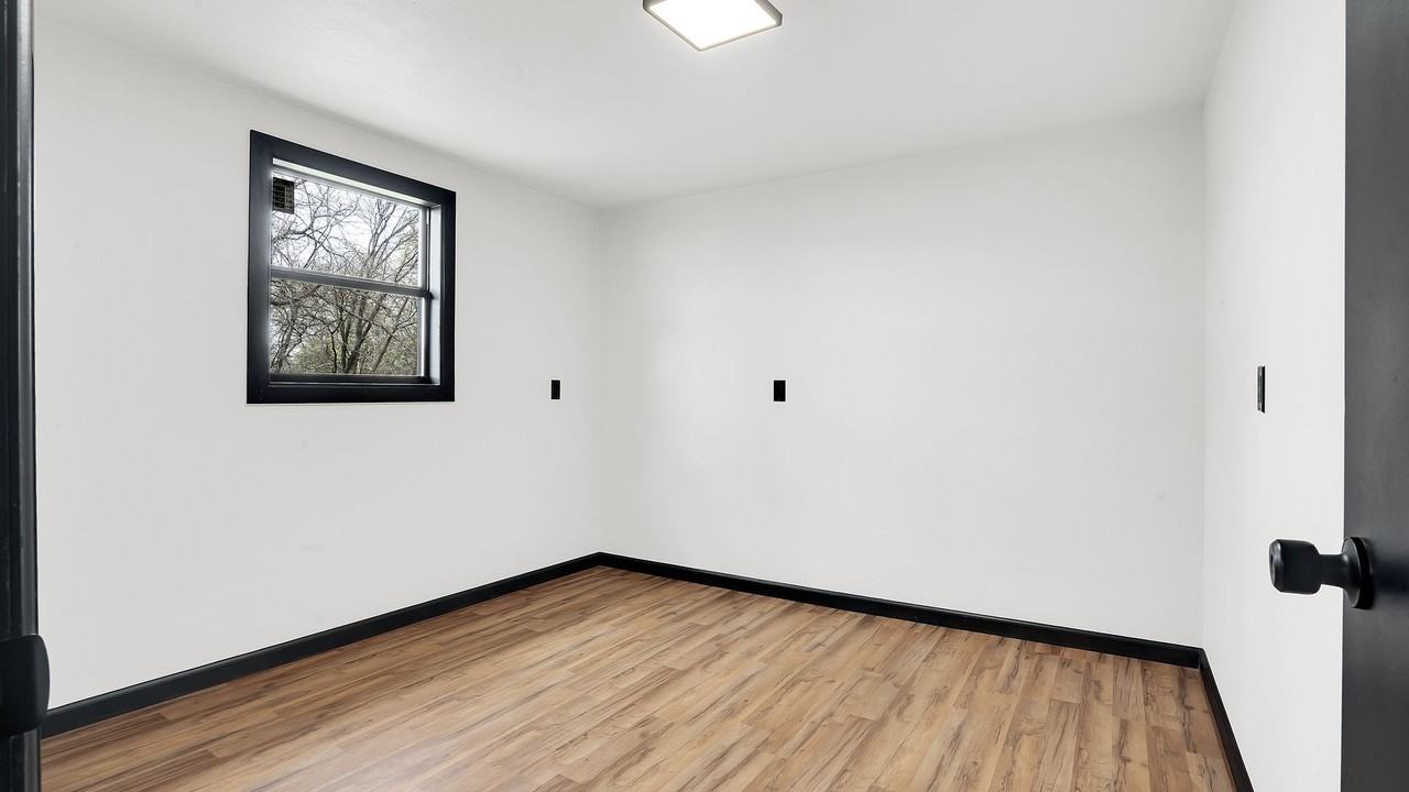 421 H St Nw - Photo 6 of 13