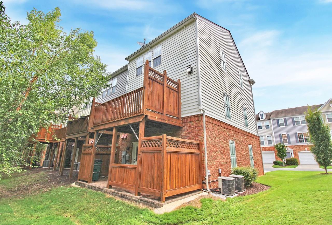 2940 Castleberry Ct - Photo 3 of 37