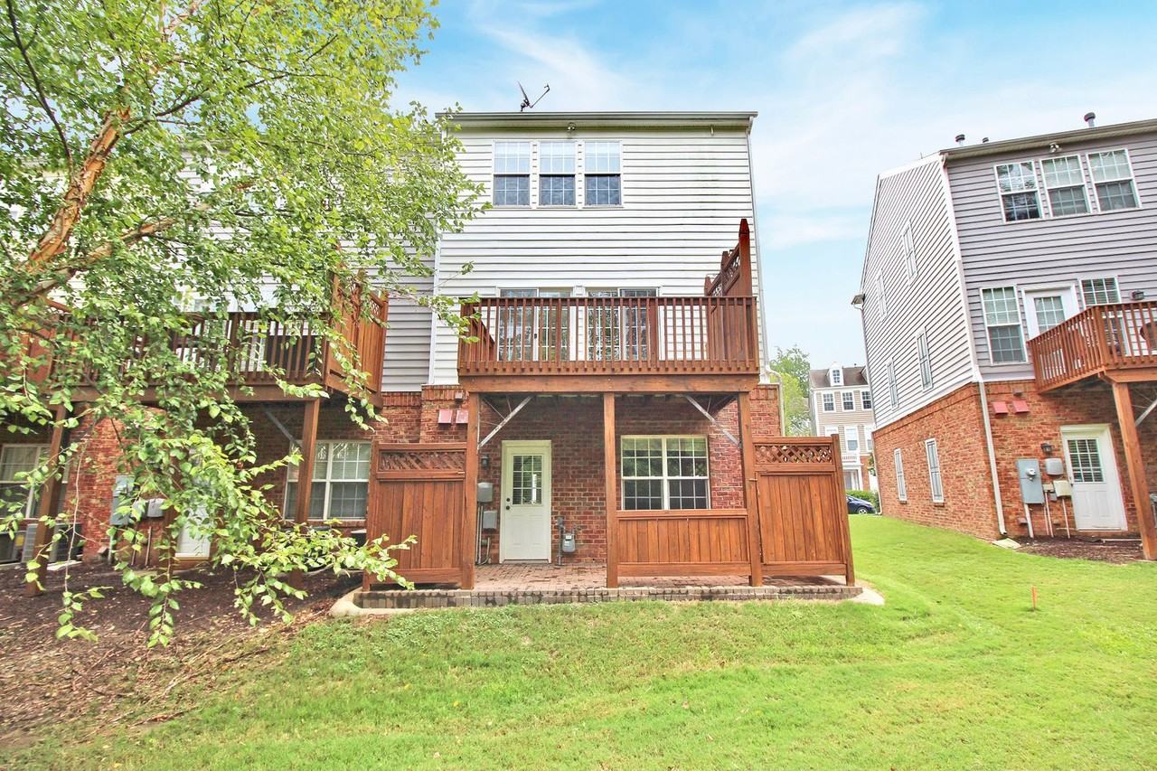 2940 Castleberry Ct - Photo 4 of 37