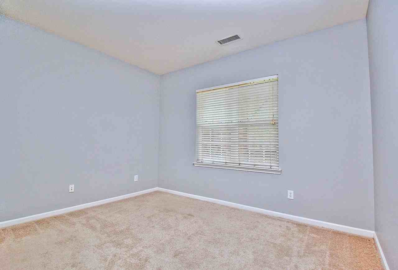 2940 Castleberry Ct - Photo 7 of 37