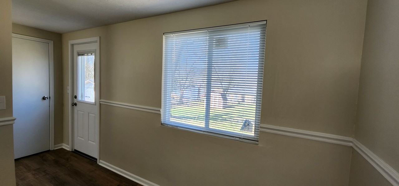 11607 Eastport Dr - Photo 7 of 50