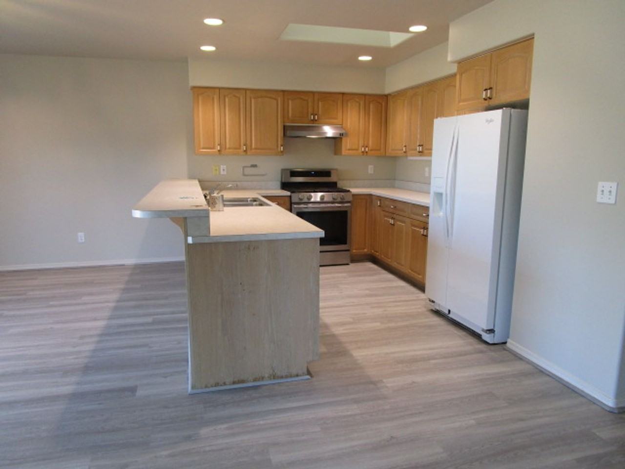 127 S 18th St #A - Photo 3 of 14