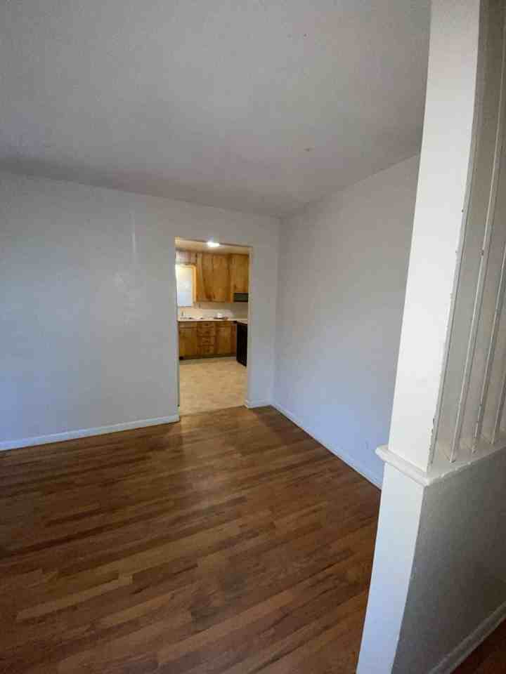 1941 Springfield Dr - Photo 2 of 34