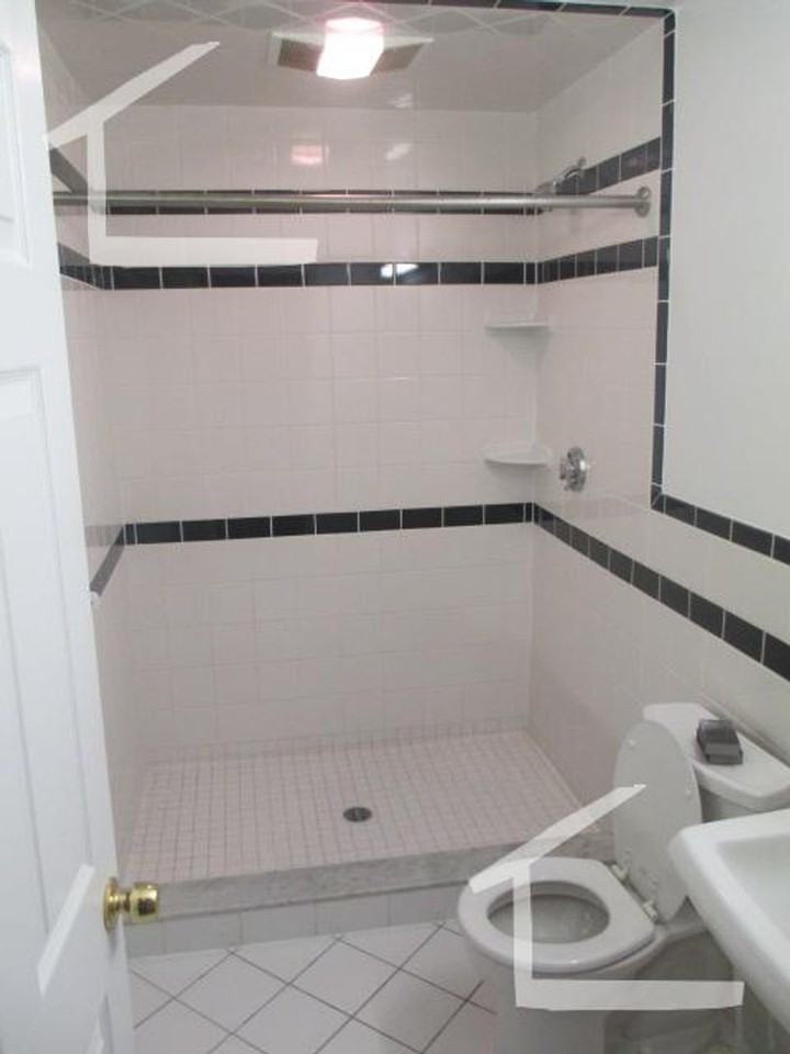 49 Westland Ave - Photo 4 of 9