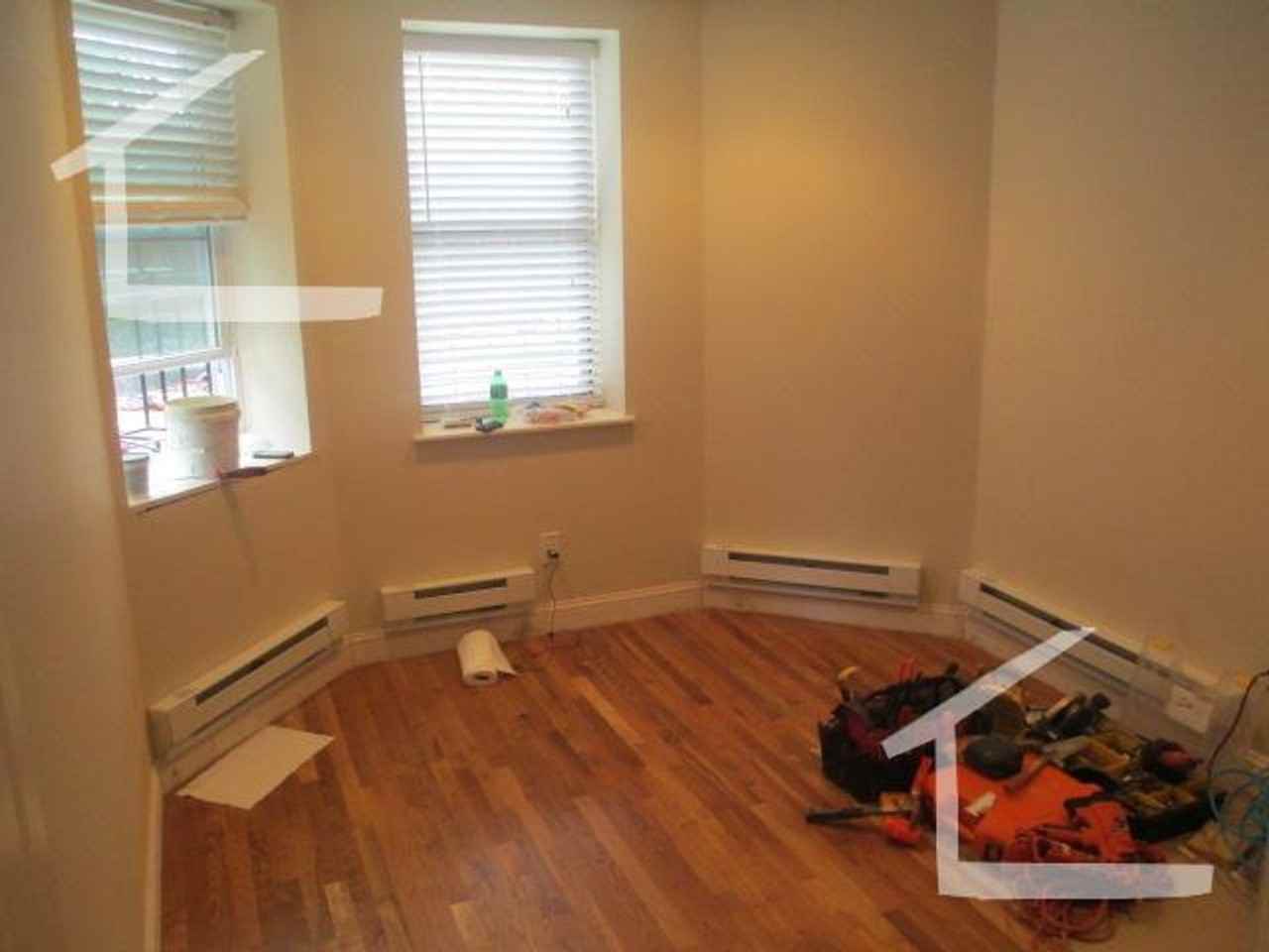 49 Westland Ave - Photo 5 of 9