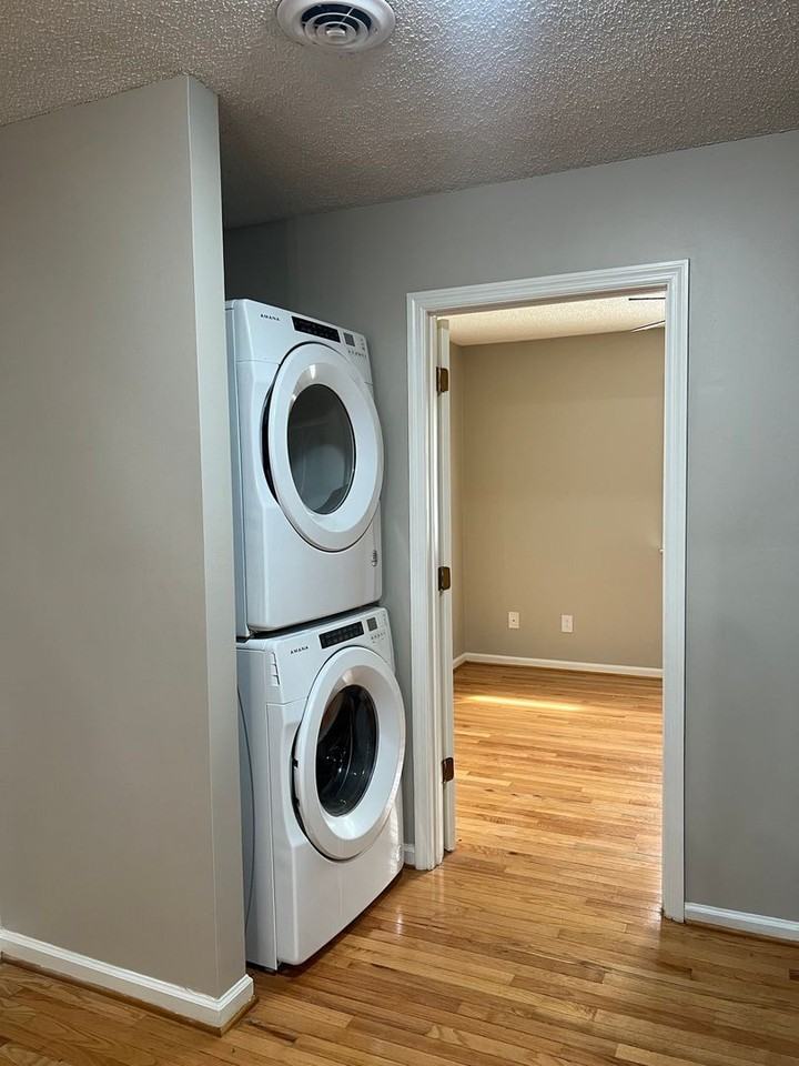 409 Brookhaven Dr - Photo 3 of 5