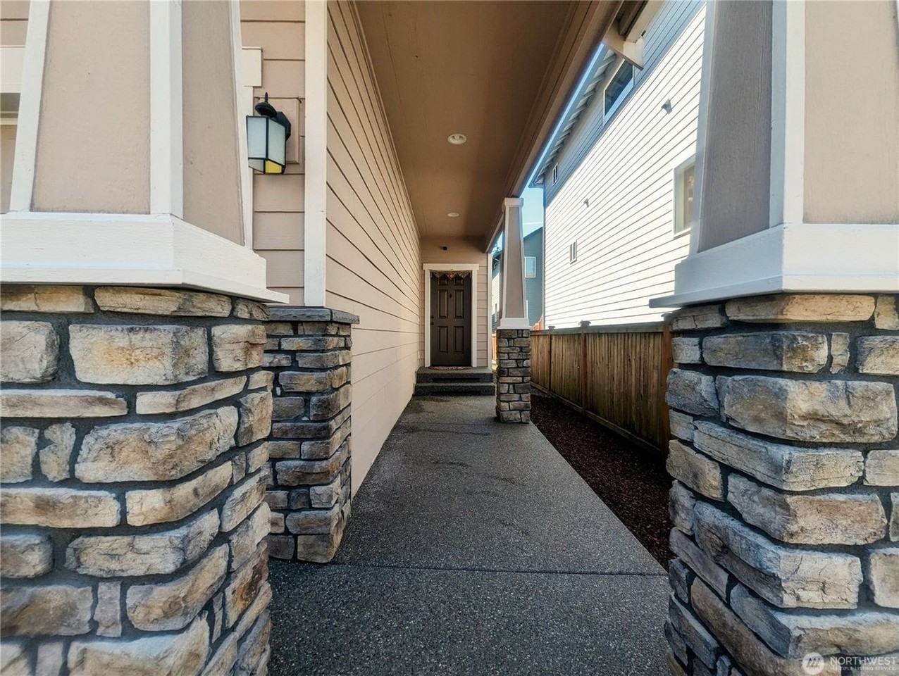 2016 171st St Sw - Photo 2 of 33