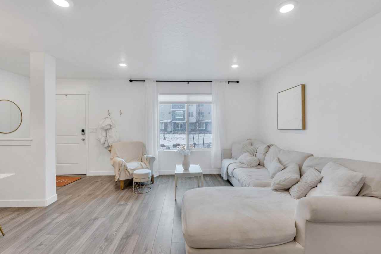 38 N Heading Row - Photo 7 of 38