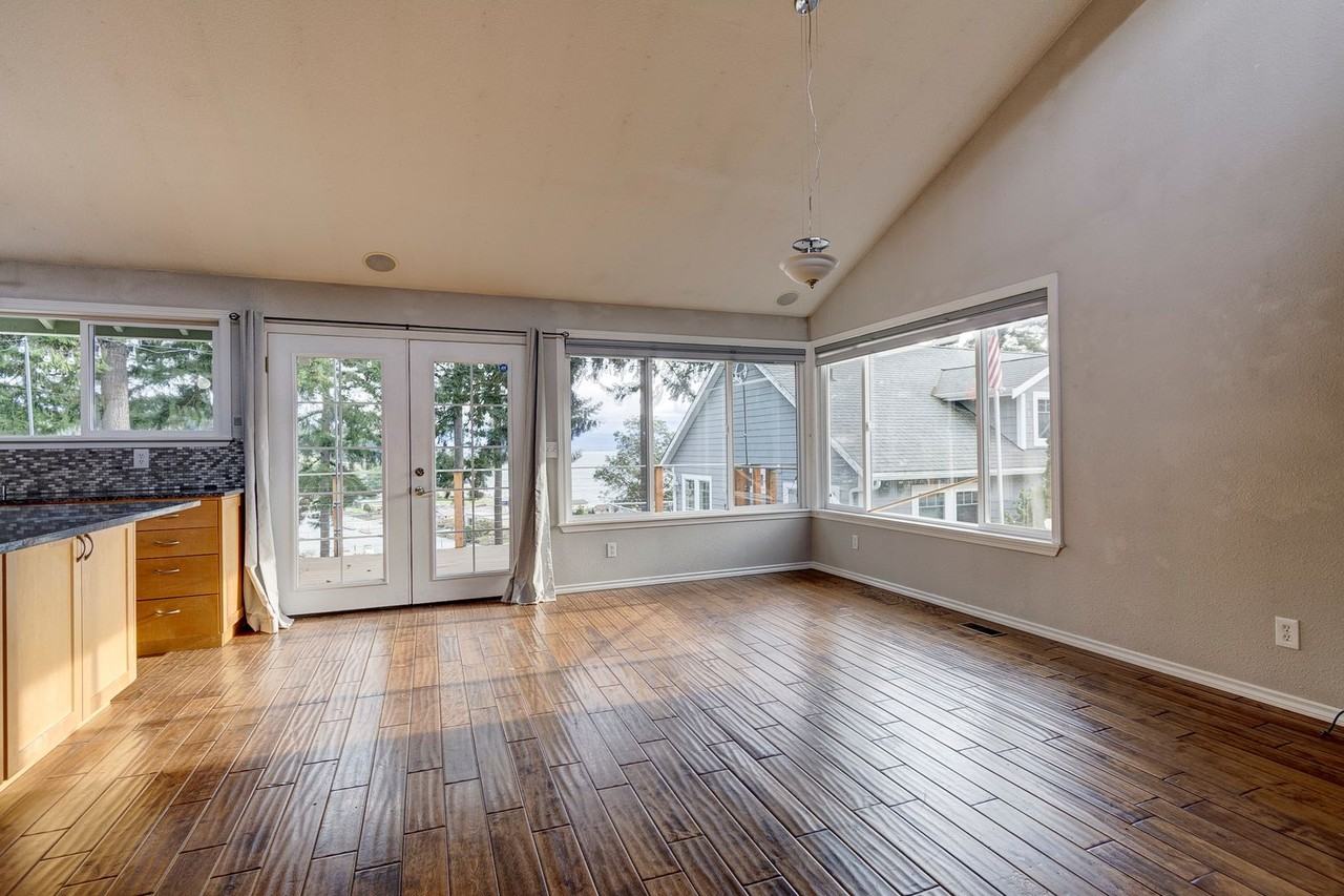 2180 Aurora Ct - Photo 5 of 36