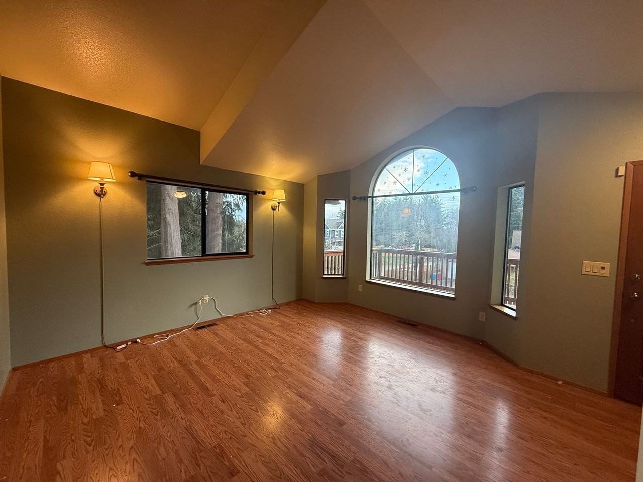 2044 Ne Ivy Rd - Photo 4 of 35