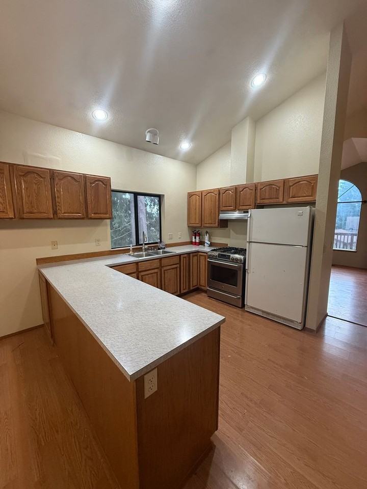 2044 Ne Ivy Rd - Photo 6 of 35