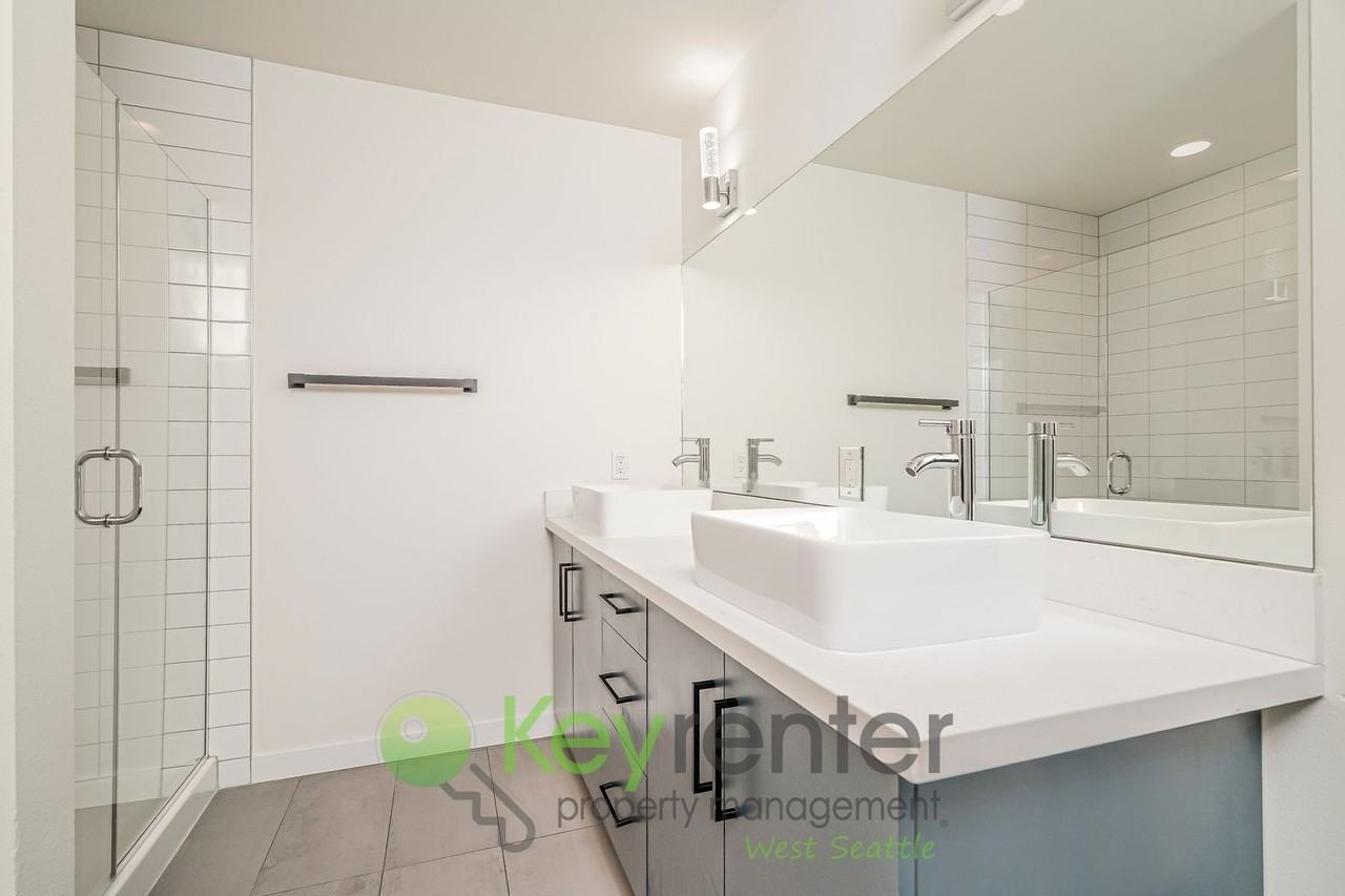 3609 S Findlay St - Photo 3 of 24