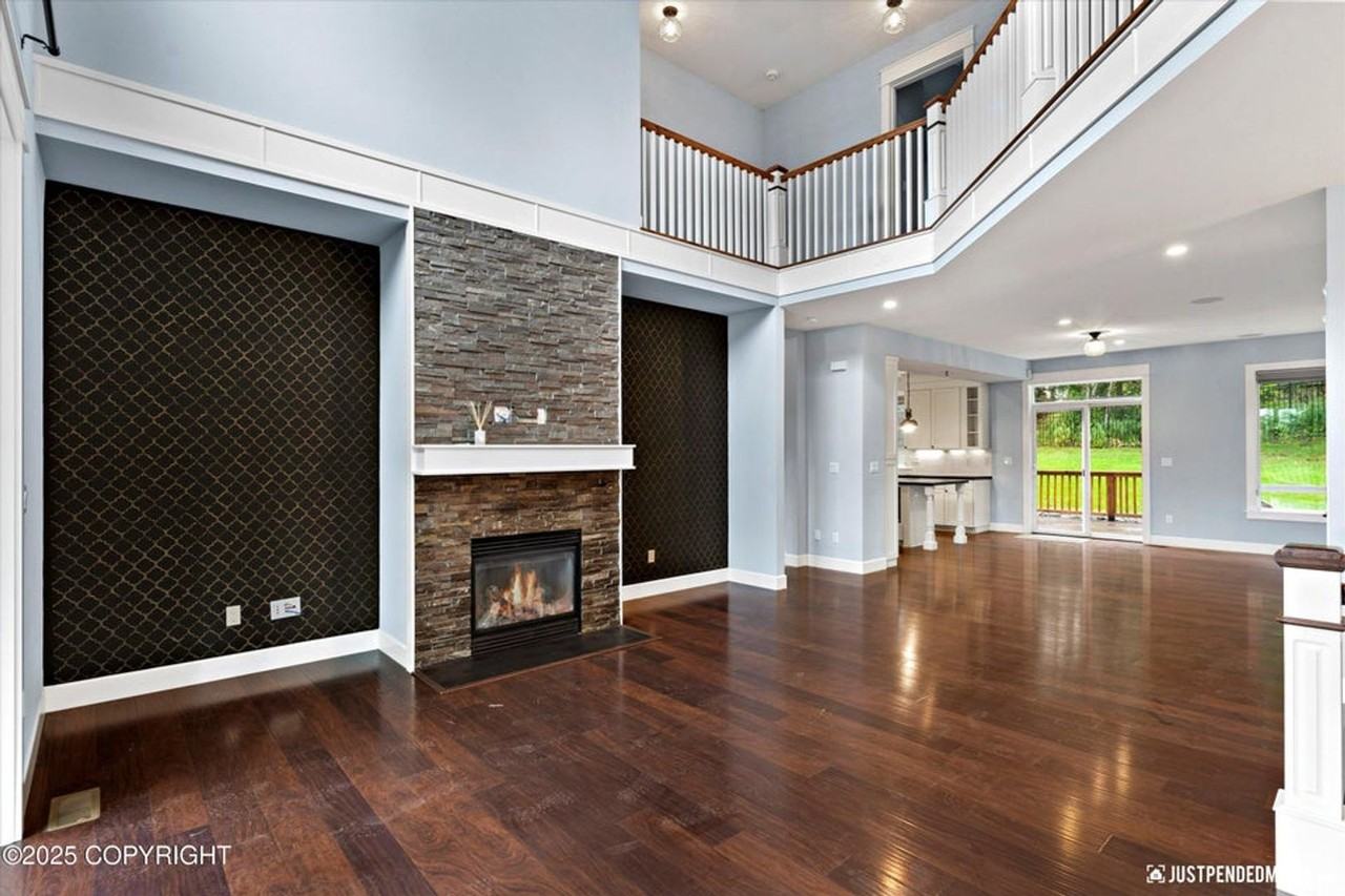 5026 Heritage Heights Dr - Photo 4 of 27