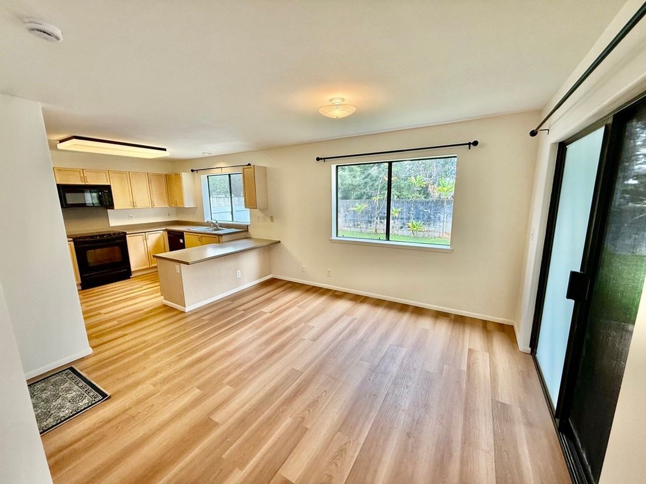 95-1031 Kahakiki St - Photo 6 of 19