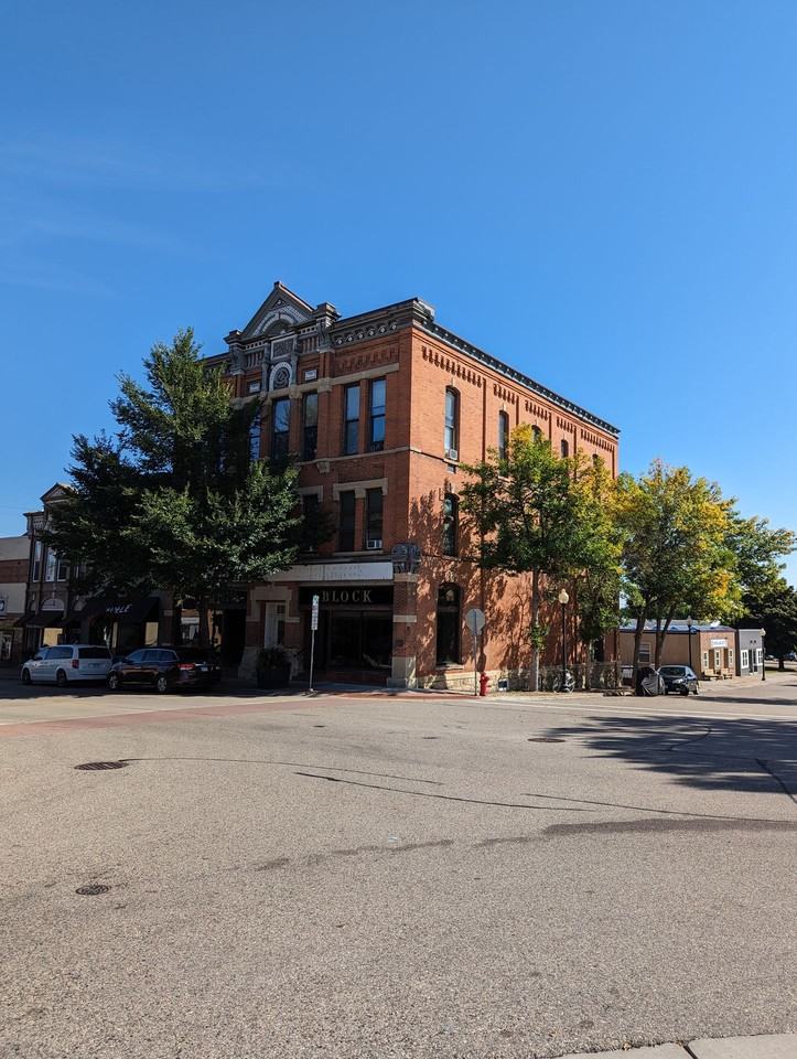 Masonic Block - Photo 2 of 2