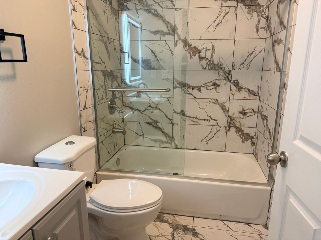 145 E 36th St - Photo 6 of 16