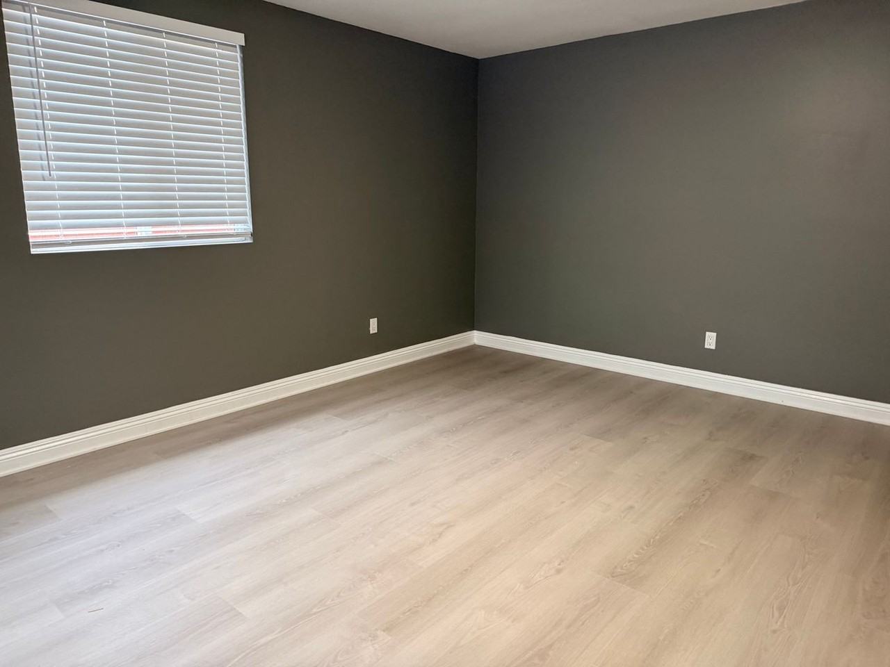 145 E 36th St - Photo 7 of 16