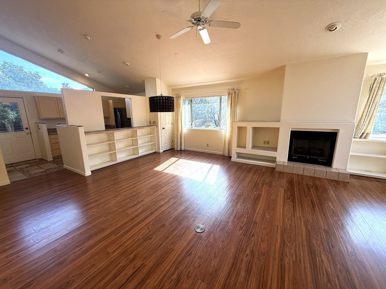 75 Morning Sun Dr - Photo 3 of 15