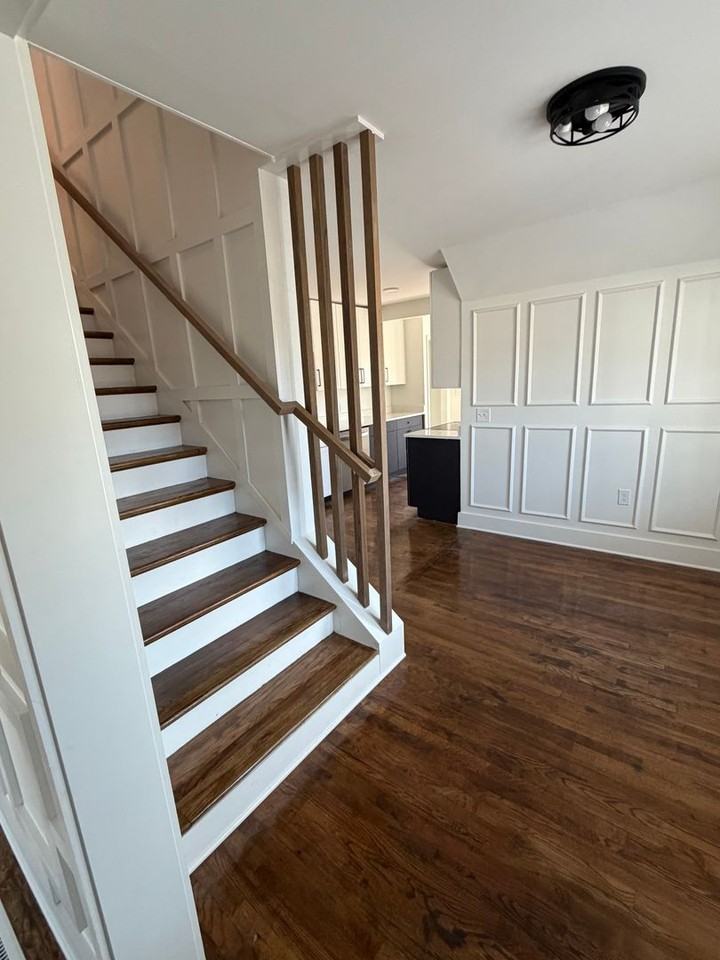 222 Burnett St - Photo 4 of 19