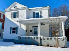 featured image of 1643 Monroe St