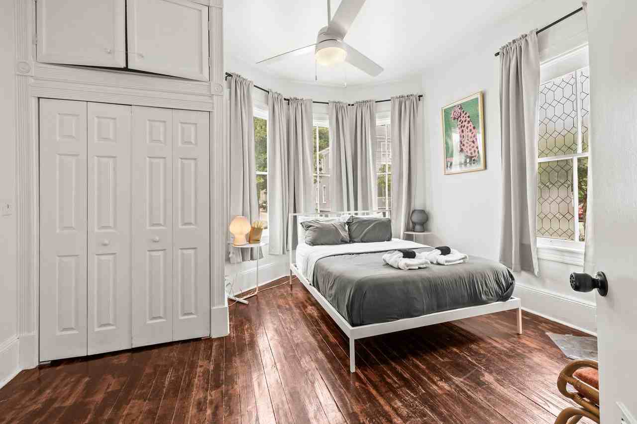 1212 Price St - Photo 7 of 13