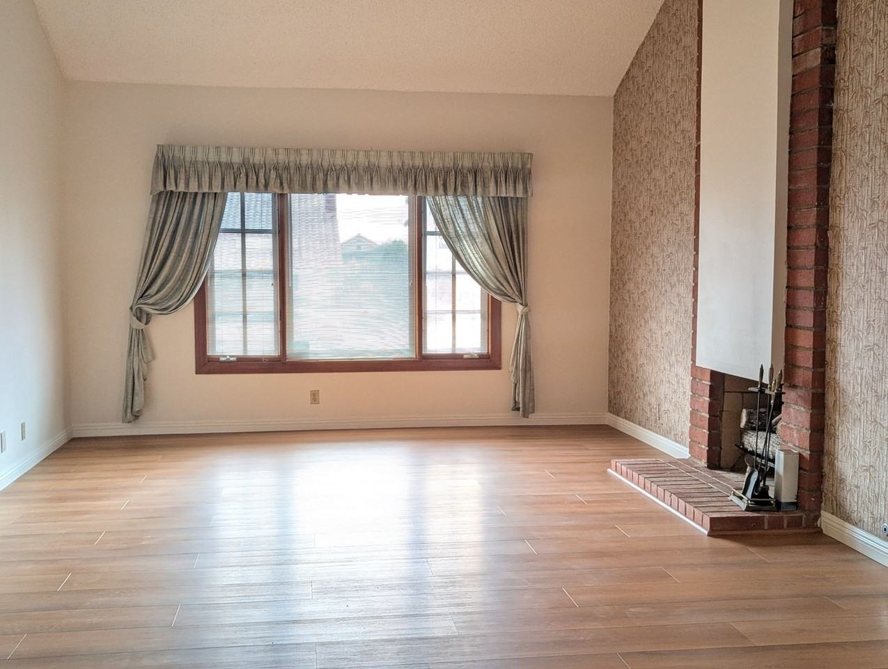 926 W Alfred Pl - Photo 4 of 21