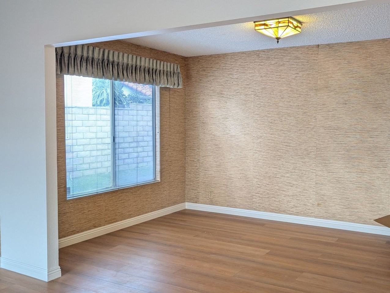 926 W Alfred Pl - Photo 5 of 21