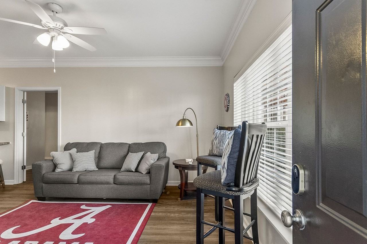 303 Helen Keller Blvd #B117 - Photo 3 of 33