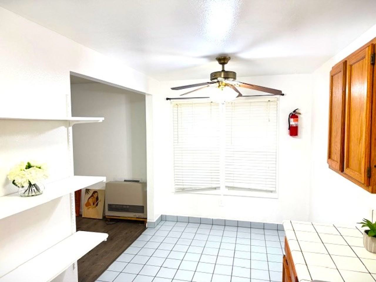 1800 6th St - Photo 2 of 12