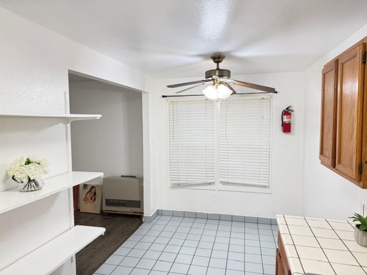 1800 6th St - Photo 3 of 12