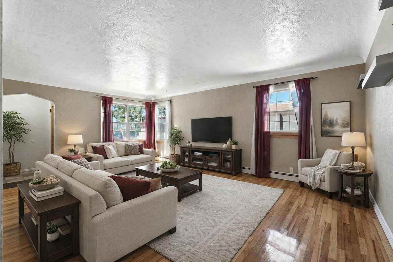 1632 Columbia Dr Se #A - Photo 4 of 17