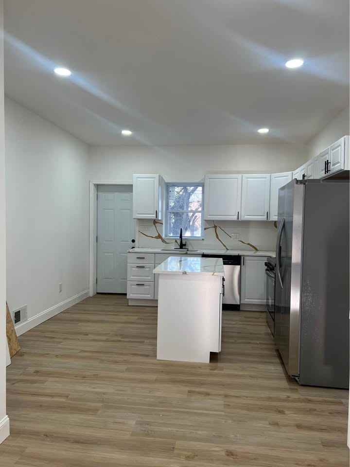 5233 Saint Charles Ave #3 - Photo 3 of 8