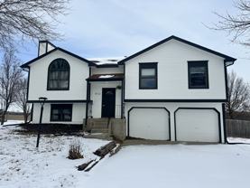 4112 Se Illinois Ave - Photo 1 of 1