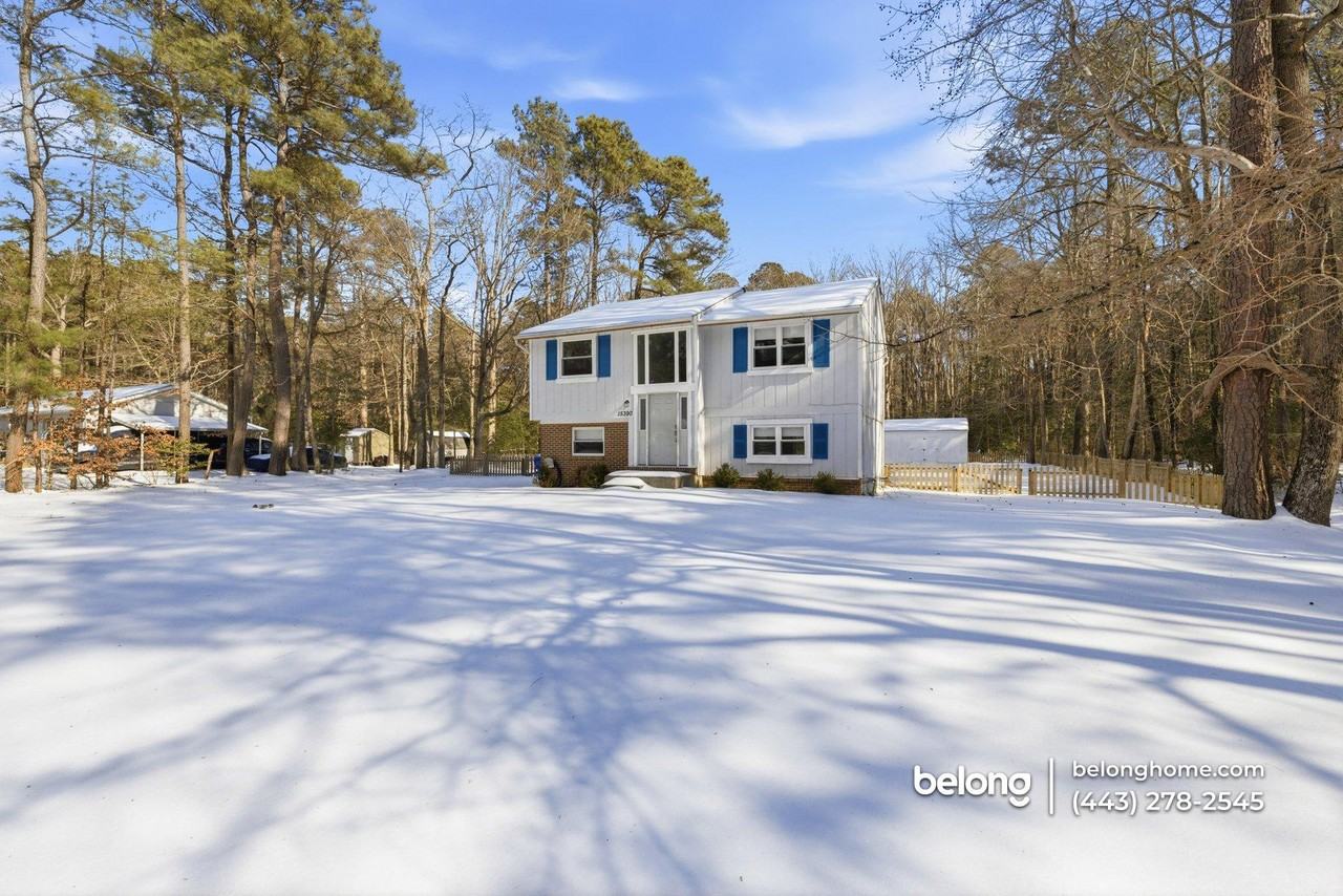 15390 Matthews Manor Rd - Photo 2 of 40